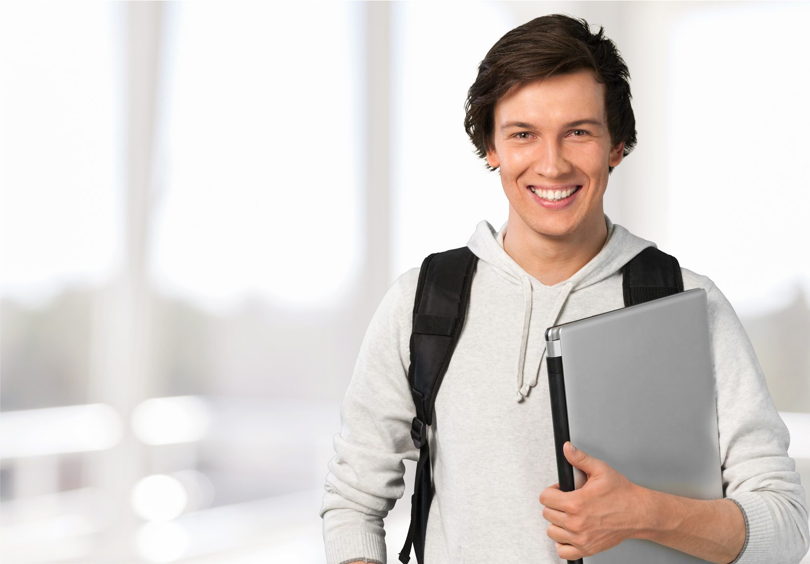 Eurostat: in Italia solo uno studente su sei arriva alla laurea