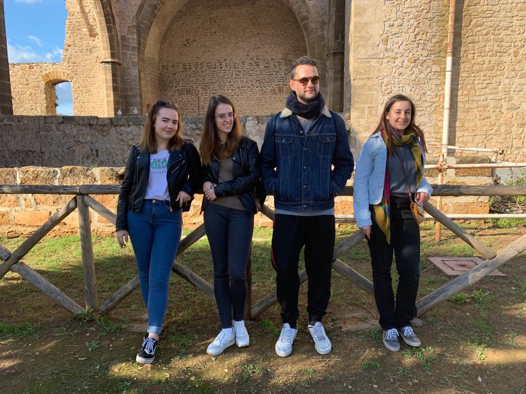 Eva, Silvia, Javier e Marine, il benvenuto di Per Esempio Onlus ai nuovi volontari europei